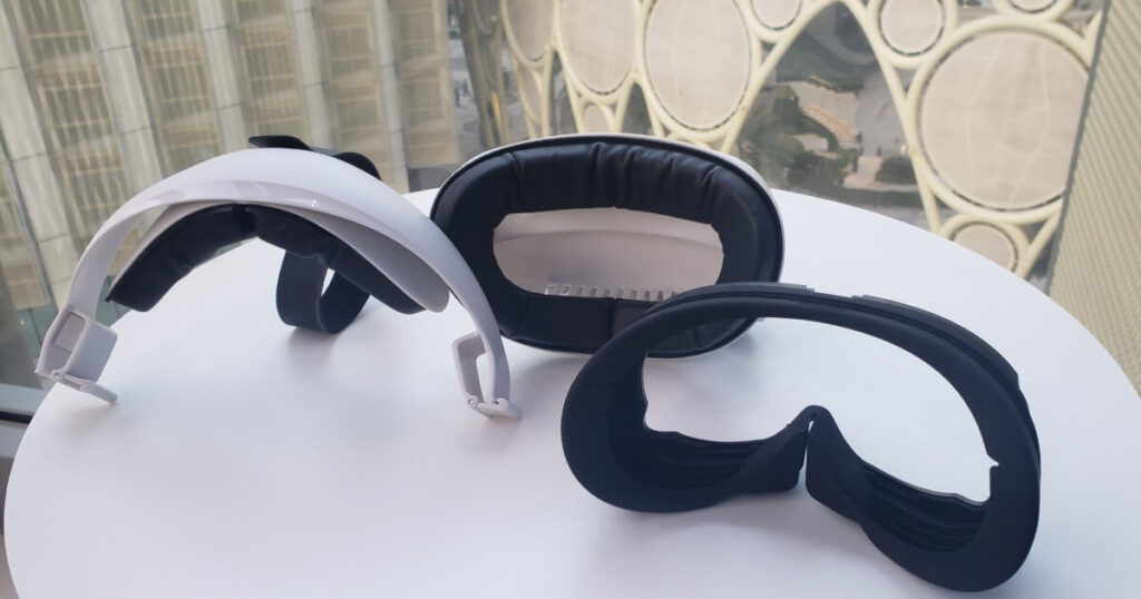 Pico 4 AMVR 3–In-1 Components