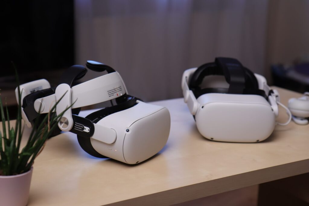 Bobovr M2 Pro with Kiwi Design Battery Headstrap