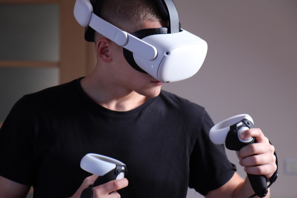 Cezary Sobociński using Kiwi Design Battery Headstrap for Boxing